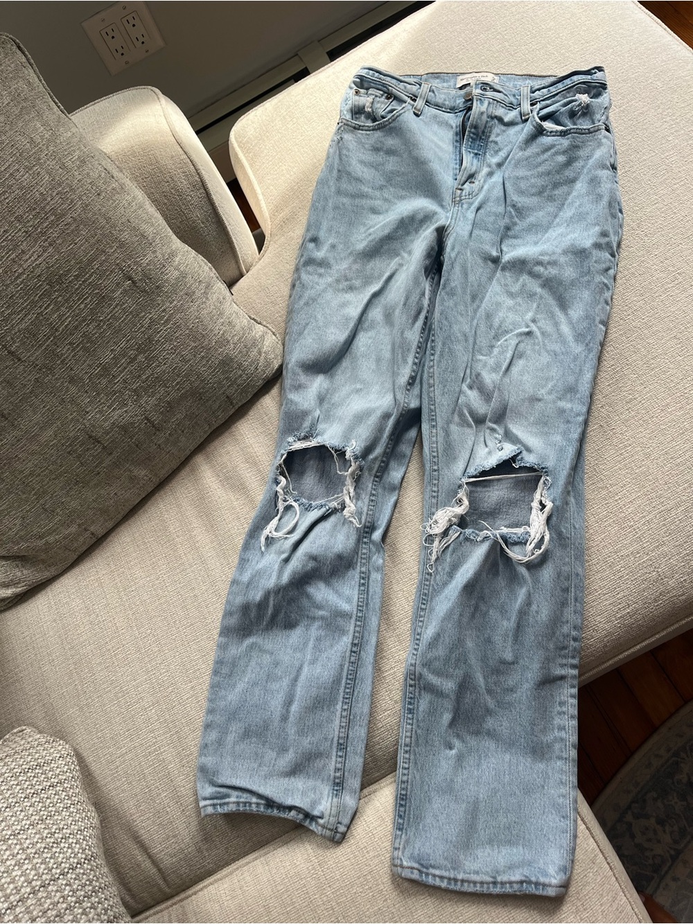 Abercrombie 90s straight ultra high rise